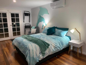 Dolphin Cottage